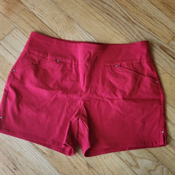 INC International Concepts Pants - INC Shorts Polished Coral curvy mid rise 12